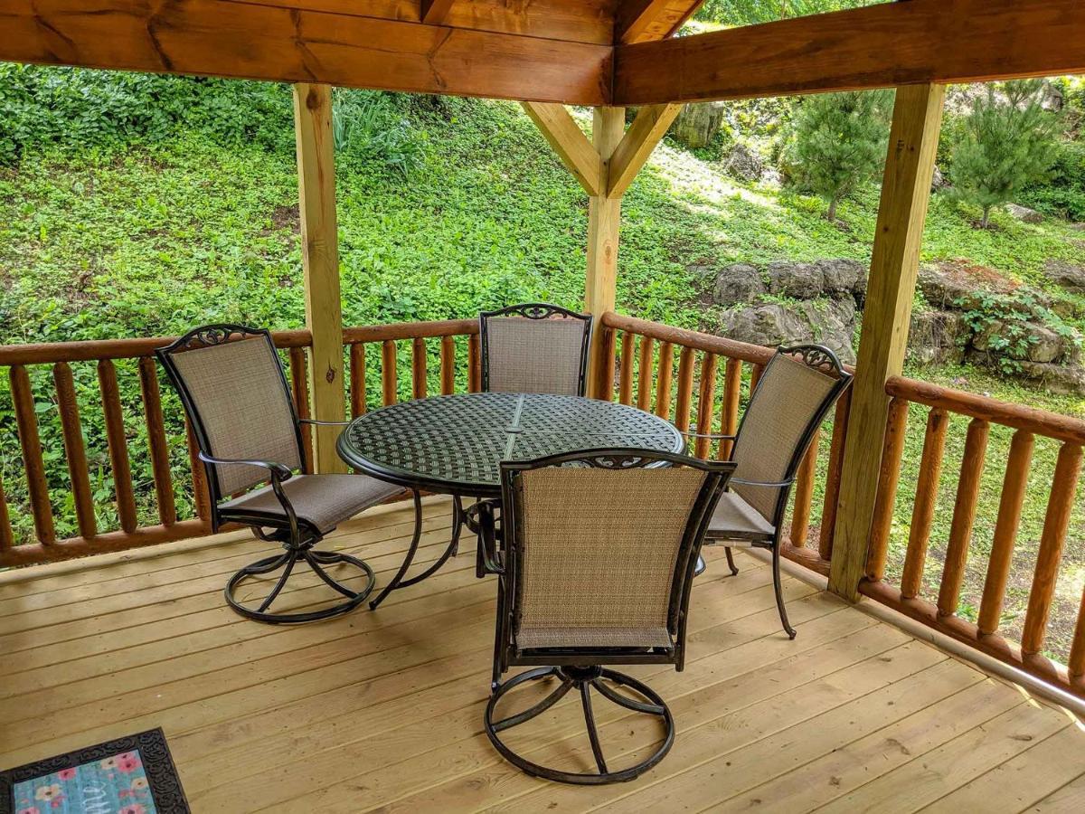 שאטאנוגה Elise Cabin Forest Retreat 5 Mins To Downtown מראה חיצוני תמונה