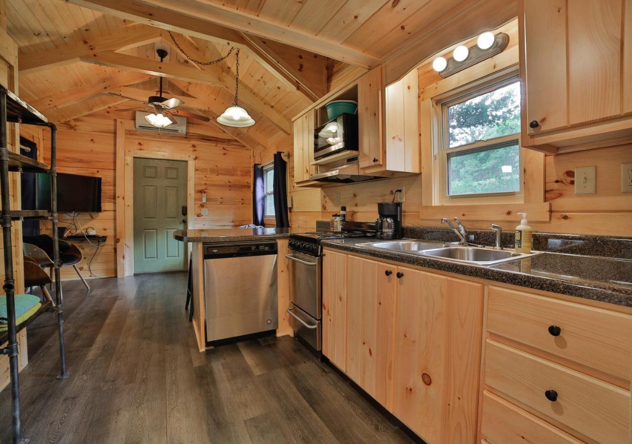 שאטאנוגה Elise Cabin Forest Retreat 5 Mins To Downtown מראה חיצוני תמונה